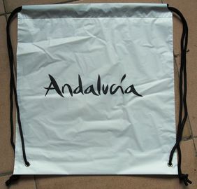 Les sacs en plastique de sac à dos de cordon de doubles épaules pour le voyage/bain/fonctionnent/sports/relaxation