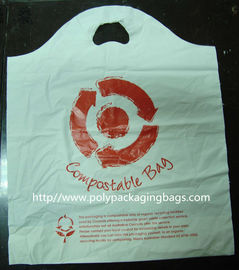 Les sachets en plastique compostables de 100% ont découpé le sac à provisions avec des matrices dans le blanc