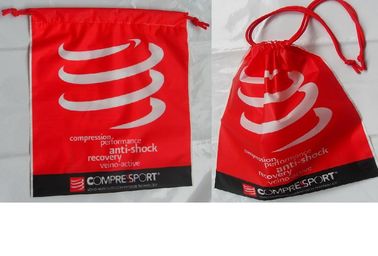 DNO du favori/convenie des femmes adaptées aux besoins du client/sachets en plastique de fête de rouge/cordon pour des cadeaux/habillement, vêtements.