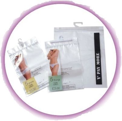 Sacs poly hydrauliques avec accrochage