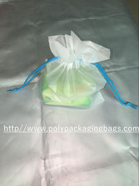 Sachets en plastique pliables imprimés par coutume de cordon pour le cadeau de sucrerie