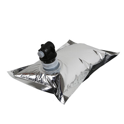 Distributeur de café Cold Brew à surface lisse, personnalisé pour une intégration transparente dans les environnements de service de boissons commerciaux