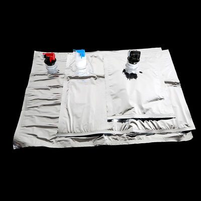 Distributeur de café Cold Brew à surface lisse, personnalisé pour une intégration transparente dans les environnements de service de boissons commerciaux