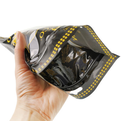 Sacs de cigares moyens sur mesure avec feuille d'humidité conçue pour maintenir des niveaux d'humidité optimaux garantissant la fraîcheur des cigares