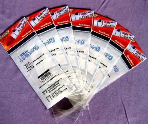 Les sachets de cadeau/en plastique de présent/papeterie BOPP ont imprimé des sacs de violoncelle